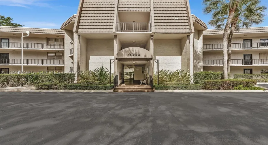 Welcome to 9360 Lime Bay #105, Tamarac FL