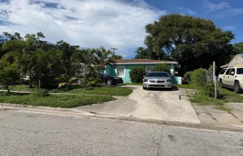 386 W 15th St photo