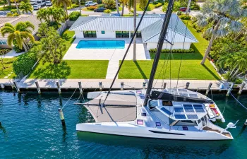 Waterfront Home and Luxury 2