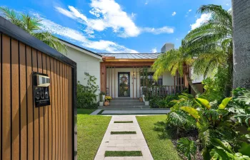 386 Palmetto St-34