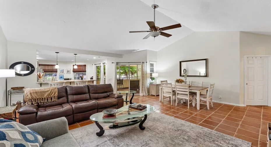 013-6662ViaRegina-BocaRaton-FL-33433-SMA