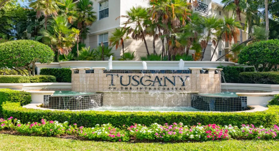 © Clark- 3402 Tuscany Way-023