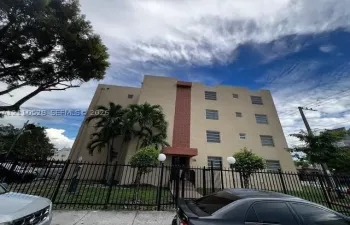 GATED BUILDING WITH REMOTE CONTROL ACCESS AT GATE