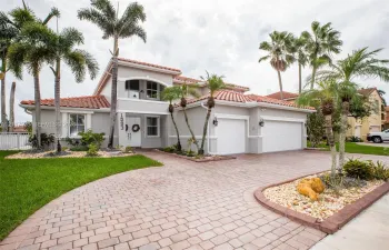 Garage and driveway parking!