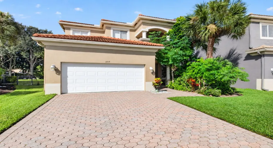 Majestic Curb Appeal
