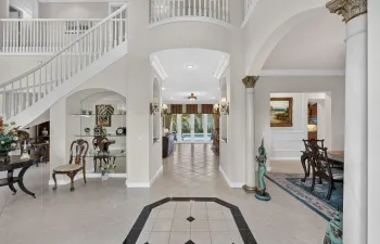 GRAND ENTRY WAY!