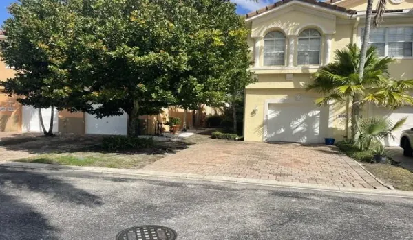 Townhome w/ Attached Garage