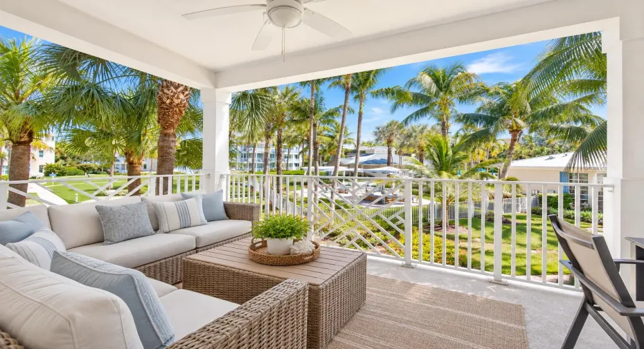 822 Bay Colony VIEW