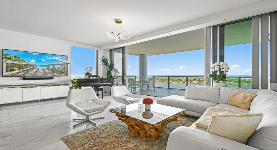 Penthouse 2204