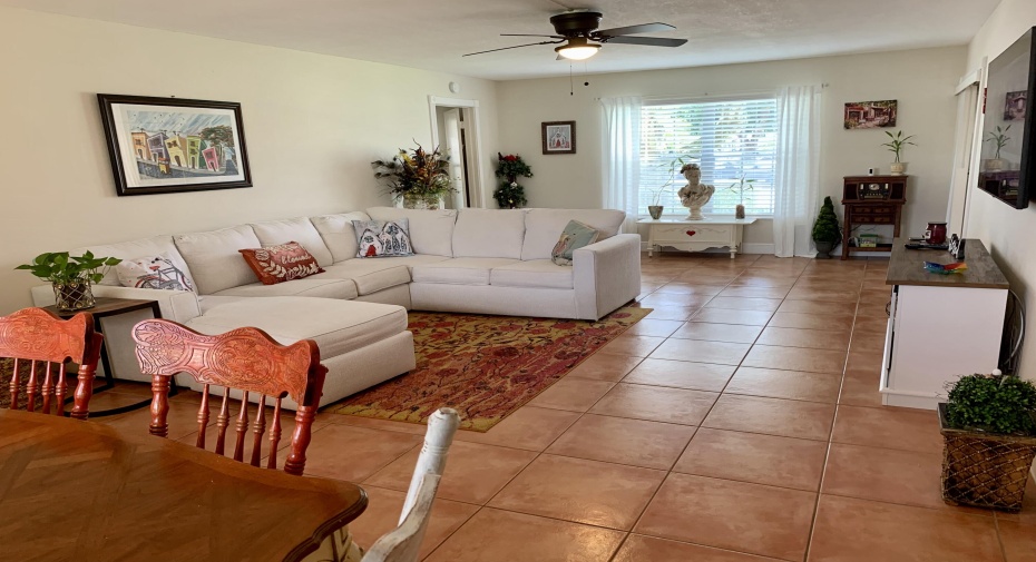 5520 Tamberlane Circle Unit 110, Palm Beach Gardens, Florida 33418, 2 Bedrooms Bedrooms, ,2 BathroomsBathrooms,Condominium,For Sale,Tamberlane,110,RX-10920146