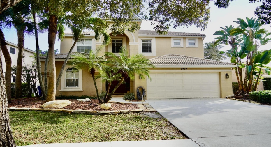 2433 Westmont Drive, Royal Palm Beach, Florida 33411, 6 Bedrooms Bedrooms, ,3 BathroomsBathrooms,Single Family,For Sale,Westmont,RX-10921135