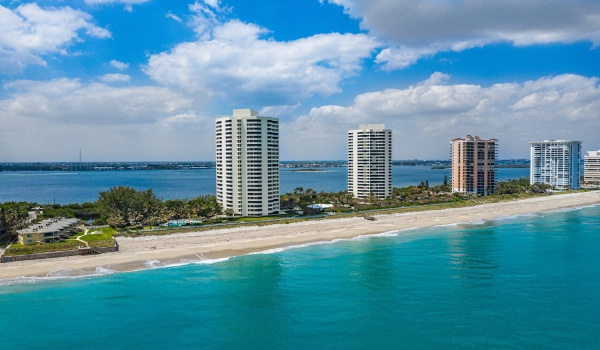 5080 N Ocean Drive Unit 3-C, Singer Island, Florida 33404, 2 Bedrooms Bedrooms, ,2 BathroomsBathrooms,Condominium,For Sale,N Ocean,3,RX-10872140