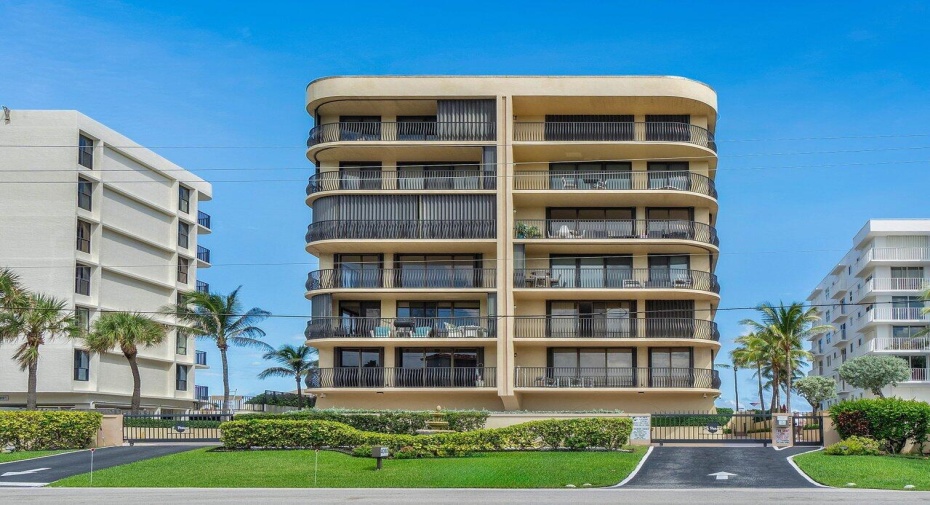 4000 S Ocean Boulevard Unit 502, South Palm Beach, Florida 33480, 3 Bedrooms Bedrooms, ,3 BathroomsBathrooms,Condominium,For Sale,Ocean,5,RX-10924112