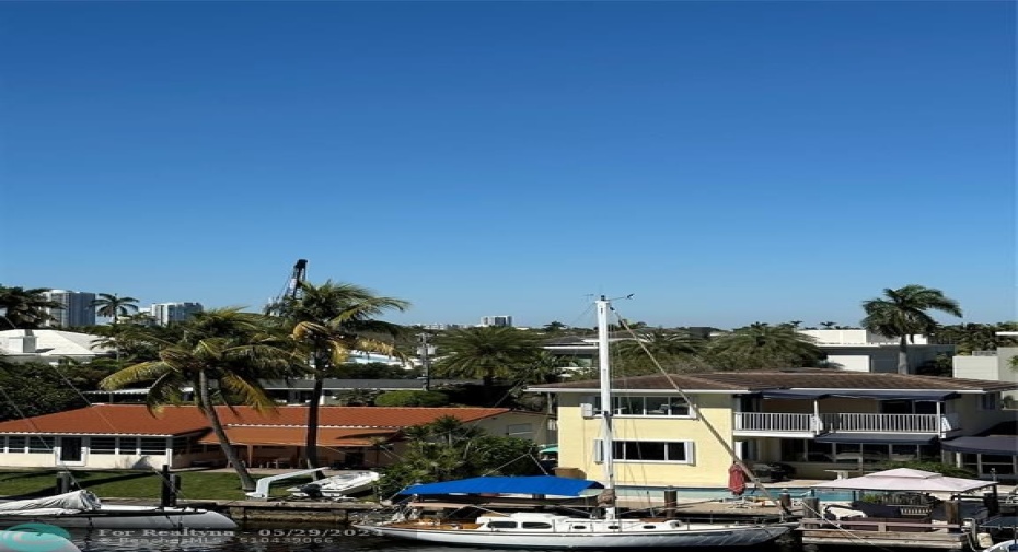Nort view of Rio Vista
