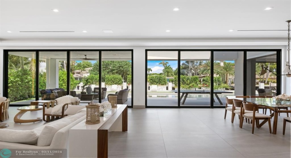 Seamless Indoor to Outdoor Transition