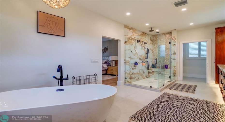 Huge walk-in shower for two!