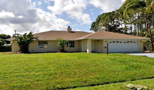 1184 SE Puritan Lane, Port Saint Lucie, Florida 34983, 3 Bedrooms Bedrooms, ,2 BathroomsBathrooms,Single Family,For Sale,Puritan,RX-10926613