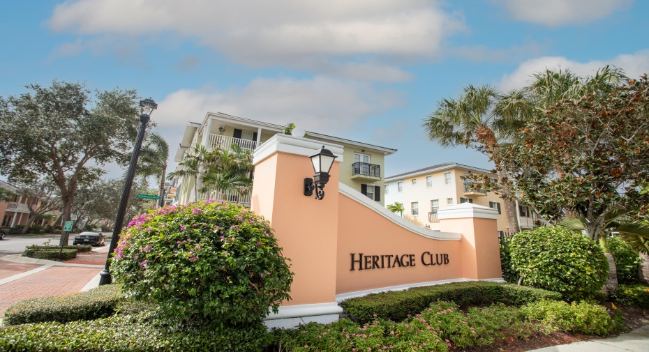 1023 W Heritage Club Circle, Delray Beach, Florida 33483, 4 Bedrooms Bedrooms, ,3 BathroomsBathrooms,Townhouse,For Sale,Heritage Club,RX-10921592
