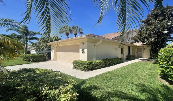 240 E River Park Drive, Jupiter, Florida 33477, 3 Bedrooms Bedrooms, ,2 BathroomsBathrooms,Single Family,For Sale,River Park,1,RX-10927020