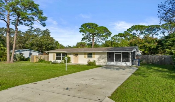 1130 35th Avenue, Vero Beach, Florida 32960, 3 Bedrooms Bedrooms, ,1 BathroomBathrooms,Single Family,For Sale,35th,RX-10927017