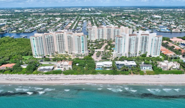 3720 S Ocean Boulevard Unit 703, Highland Beach, Florida 33487, 2 Bedrooms Bedrooms, ,2 BathroomsBathrooms,Condominium,For Sale,Ocean,7,RX-10927623