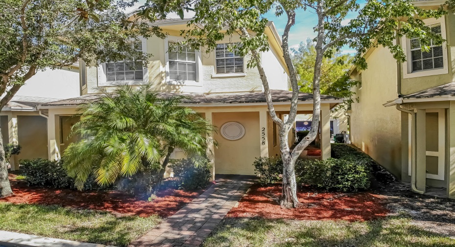 2558 SE Pineland Drive, Port Saint Lucie, Florida 34952, 3 Bedrooms Bedrooms, ,2 BathroomsBathrooms,Single Family,For Sale,Pineland,RX-10930096