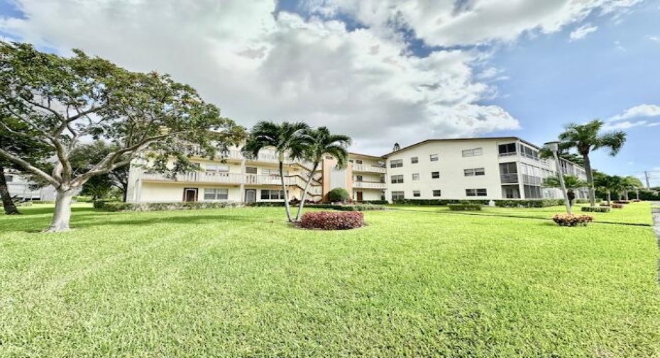 383 Mansfield J, Boca Raton, Florida 33434, 2 Bedrooms Bedrooms, ,1 BathroomBathrooms,Condominium,For Sale,Mansfield J,1,RX-10930215