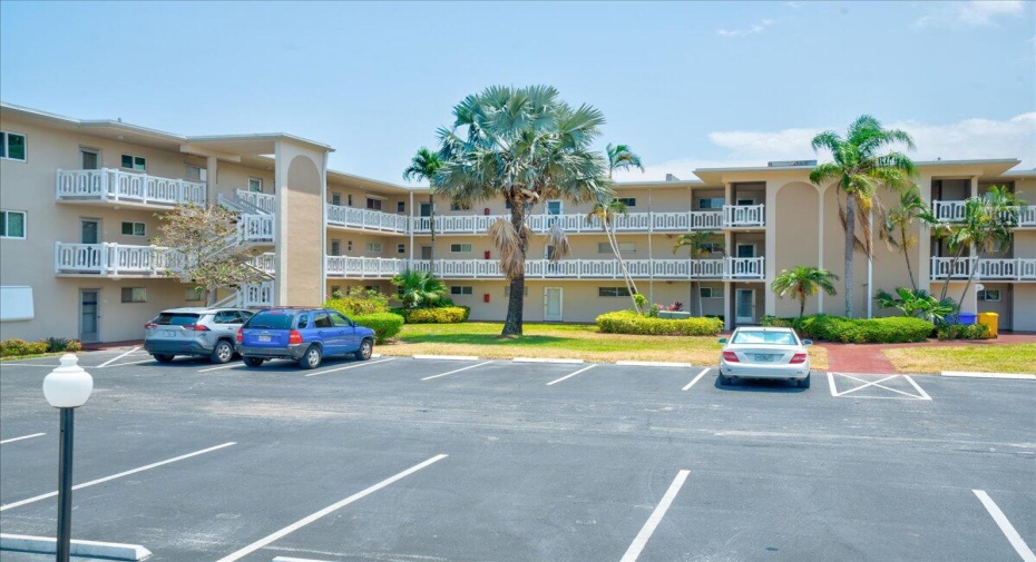 2606 S Garden Drive Unit 105, Lake Worth, Florida 33461, 2 Bedrooms Bedrooms, ,1 BathroomBathrooms,Condominium,For Sale,Garden,1,RX-10901703