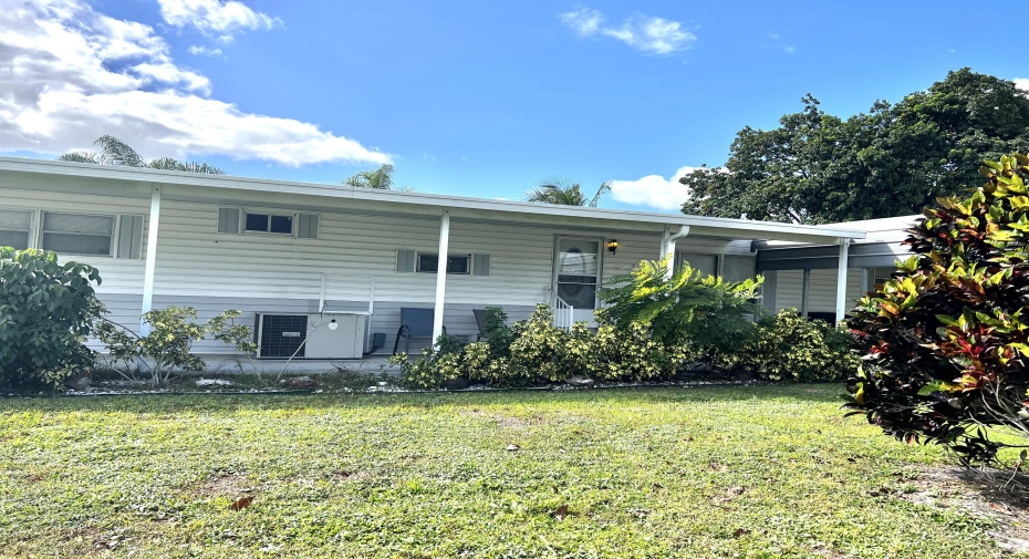 3701 SE 19th Terrace, Okeechobee, Florida 34974, 2 Bedrooms Bedrooms, ,2 BathroomsBathrooms,A,For Sale,19th,RX-10931051