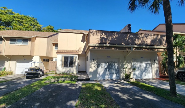 8227 NW 8 Street Unit 9, Plantation, Florida 33324, 3 Bedrooms Bedrooms, ,2 BathroomsBathrooms,Townhouse,For Sale,8,RX-10931849