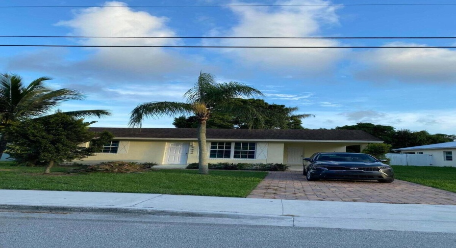 6894 3rd Street, Jupiter, Florida 33458, 2 Bedrooms Bedrooms, ,1 BathroomBathrooms,Single Family,For Sale,3rd,RX-10932344