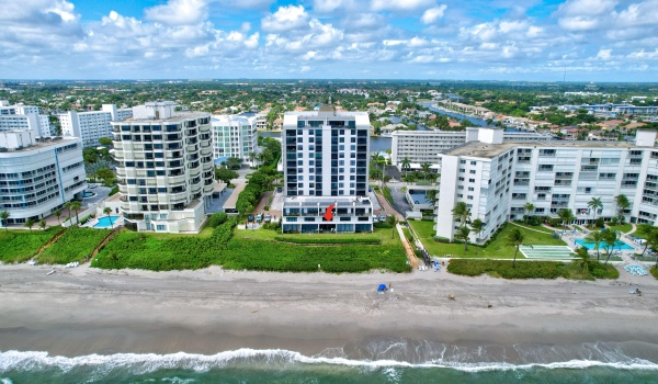 3115 S Ocean Boulevard Unit 103, Highland Beach, Florida 33487, 3 Bedrooms Bedrooms, ,2 BathroomsBathrooms,Townhouse,For Sale,Ocean,1,RX-10932639
