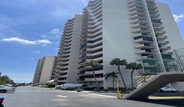 4200 N Ocean Drive Unit 2-106, Singer Island, Florida 33404, 2 Bedrooms Bedrooms, ,2 BathroomsBathrooms,Condominium,For Sale,Ocean,2,RX-10934178