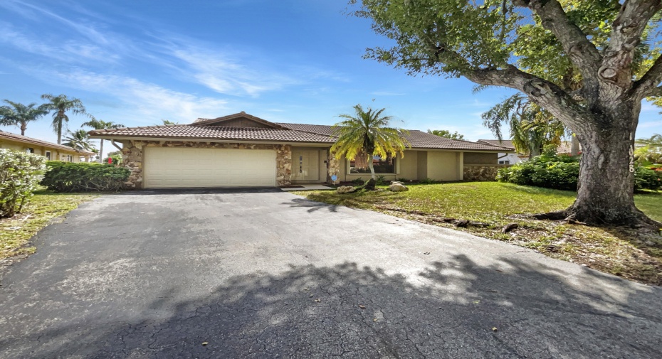 11028 NW 5th Manor, Coral Springs, Florida 33071, 4 Bedrooms Bedrooms, ,2 BathroomsBathrooms,Single Family,For Sale,5th,1,RX-10935440