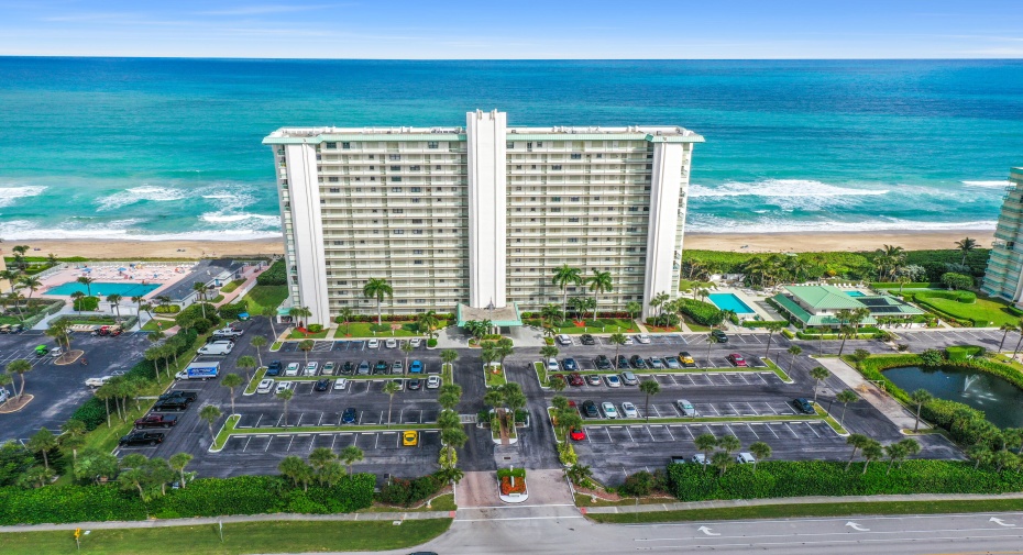 9900 S Ocean Drive Unit 905, Jensen Beach, Florida 34957, 2 Bedrooms Bedrooms, ,2 BathroomsBathrooms,Condominium,For Sale,Ocean,9,RX-10932849