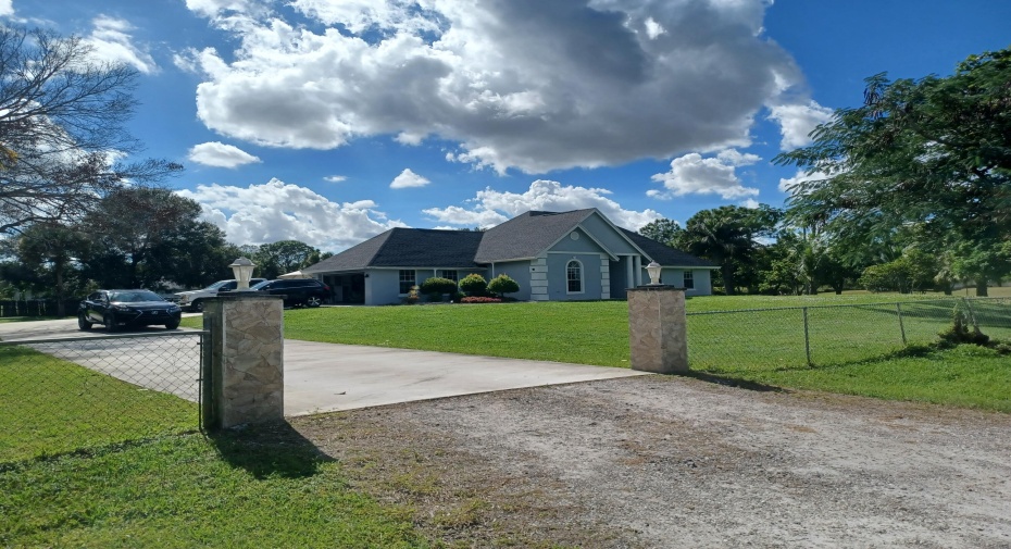 18682 N 47th Court, Loxahatchee, Florida 33470, 4 Bedrooms Bedrooms, ,2 BathroomsBathrooms,Single Family,For Sale,47th,RX-10936023
