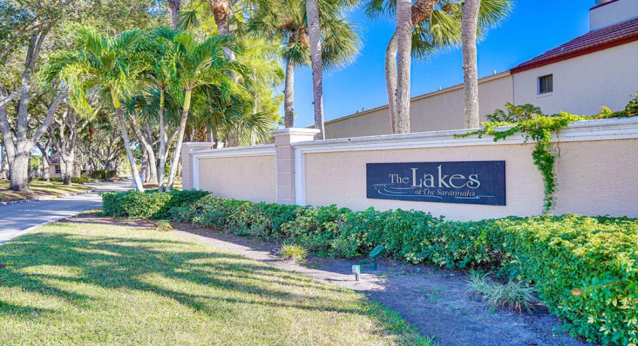 1775 Lakefront Boulevard Unit 2, Fort Pierce, Florida 34982, 2 Bedrooms Bedrooms, ,2 BathroomsBathrooms,Condominium,For Sale,Lakefront,1,RX-10937461