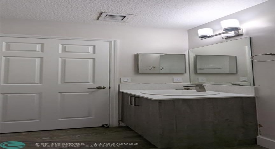 2nd Floor bathroom