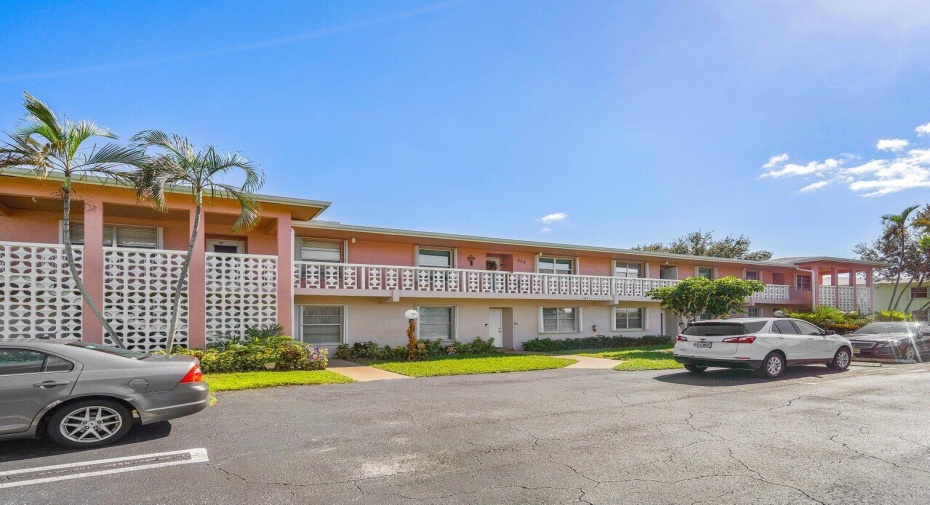 1341 NW 20th Avenue Unit 204, Delray Beach, Florida 33445, 2 Bedrooms Bedrooms, ,2 BathroomsBathrooms,Condominium,For Sale,20th,2,RX-10937133