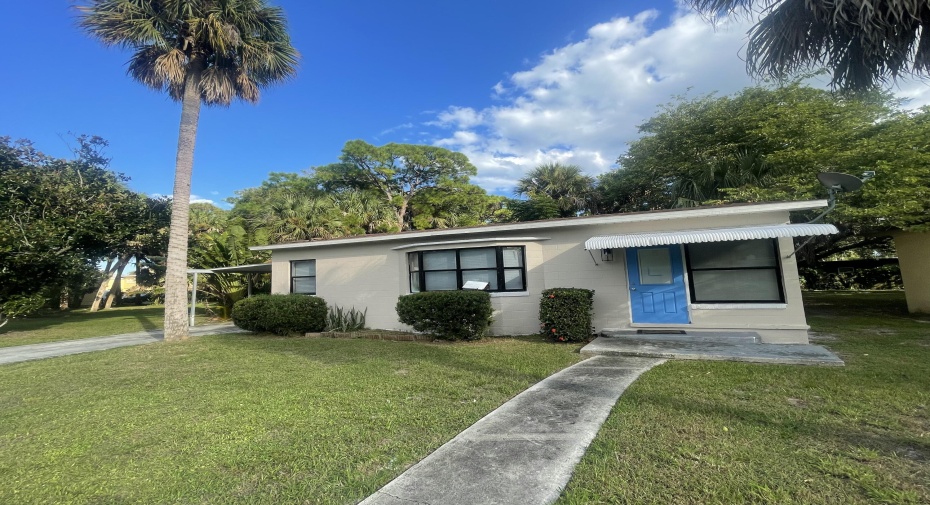1010 Mayflower Road, Fort Pierce, Florida 34950, 2 Bedrooms Bedrooms, ,1 BathroomBathrooms,Single Family,For Sale,Mayflower,RX-10938781