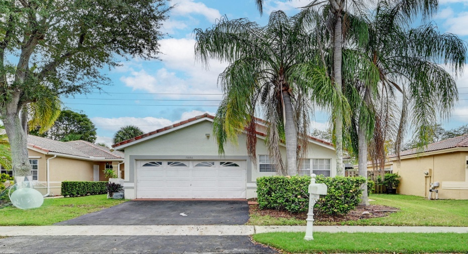 7880 NW 24th Street, Margate, Florida 33063, 3 Bedrooms Bedrooms, ,2 BathroomsBathrooms,Single Family,For Sale,24th,RX-10936570