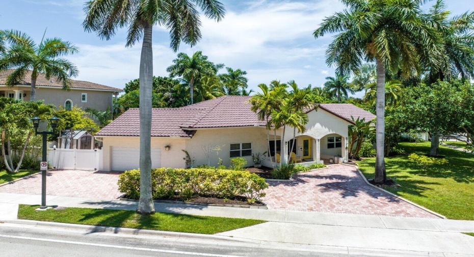 201 NE 4th Street, Boca Raton, Florida 33432, 4 Bedrooms Bedrooms, ,3 BathroomsBathrooms,Residential Lease,For Rent,4th,1,RX-10904570