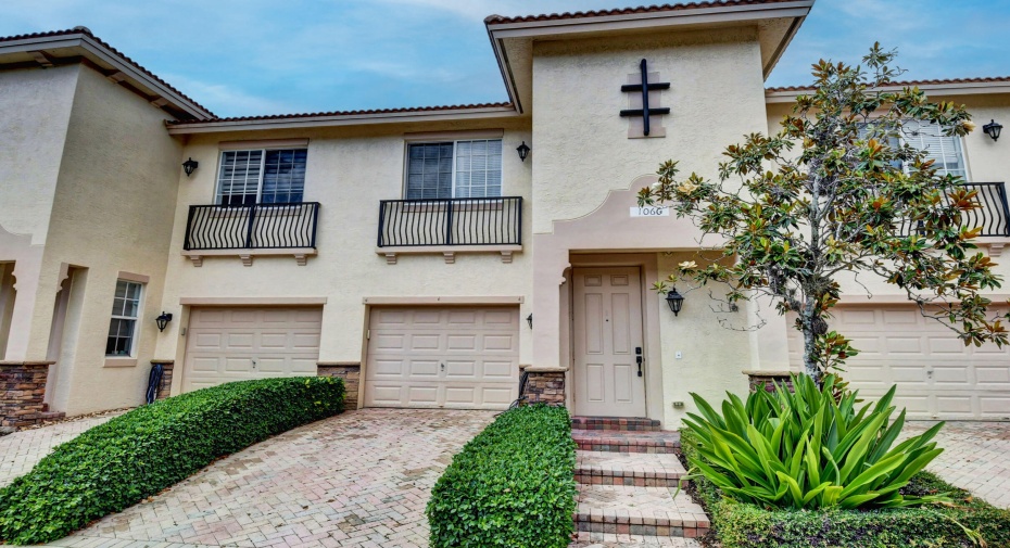 106 S Longport Circle Unit G, Delray Beach, Florida 33444, 3 Bedrooms Bedrooms, ,2 BathroomsBathrooms,Residential Lease,For Rent,Longport,RX-10892246