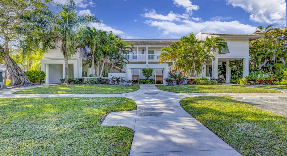 296 Cypress Point Drive, Palm Beach Gardens, Florida 33418, 2 Bedrooms Bedrooms, ,2 BathroomsBathrooms,Residential Lease,For Rent,Cypress Point,2,RX-10939838