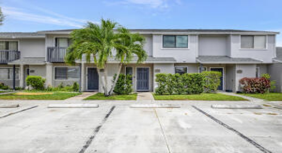 5903 Channel Drive, Greenacres, Florida 33463, 3 Bedrooms Bedrooms, ,2 BathroomsBathrooms,Residential Lease,For Rent,Channel,1,RX-10921661