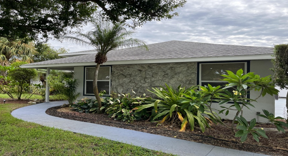 4338 Gator Trace Circle, Fort Pierce, Florida 34982, 3 Bedrooms Bedrooms, ,2 BathroomsBathrooms,Single Family,For Sale,Gator Trace,1,RX-10940038
