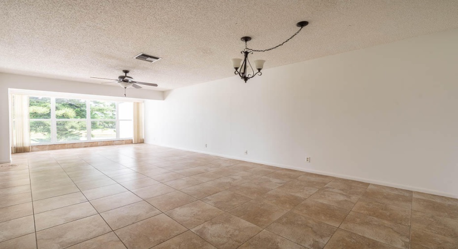 1835 NW 18th Street Unit 201, Delray Beach, Florida 33445, 2 Bedrooms Bedrooms, ,2 BathroomsBathrooms,Residential Lease,For Rent,18th,2,RX-10927394