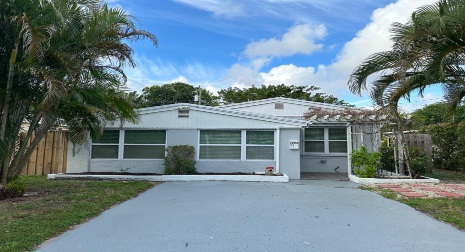 1223 NE 180th Street, North Miami Beach, Florida 33162, 3 Bedrooms Bedrooms, ,1 BathroomBathrooms,Residential Lease,For Rent,180th,RX-10938061