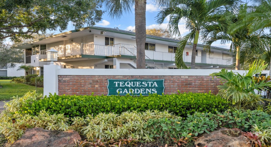 9 Garden Street Unit 206j, Tequesta, Florida 33469, 2 Bedrooms Bedrooms, ,2 BathroomsBathrooms,Condominium,For Sale,Garden,2,RX-10937050