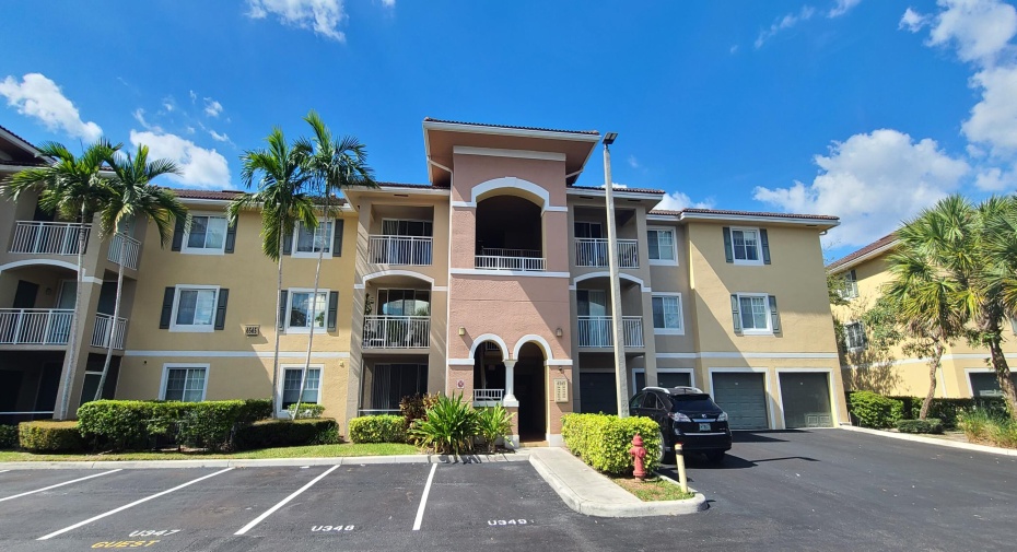 6565 Emerald Dunes Drive Unit 106, West Palm Beach, Florida 33411, 1 Bedroom Bedrooms, ,1 BathroomBathrooms,Residential Lease,For Rent,Emerald Dunes,1,RX-10940158